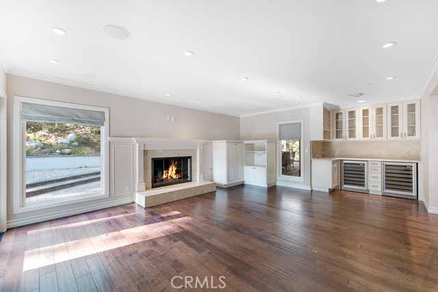 MLS #SR25241096 image #9