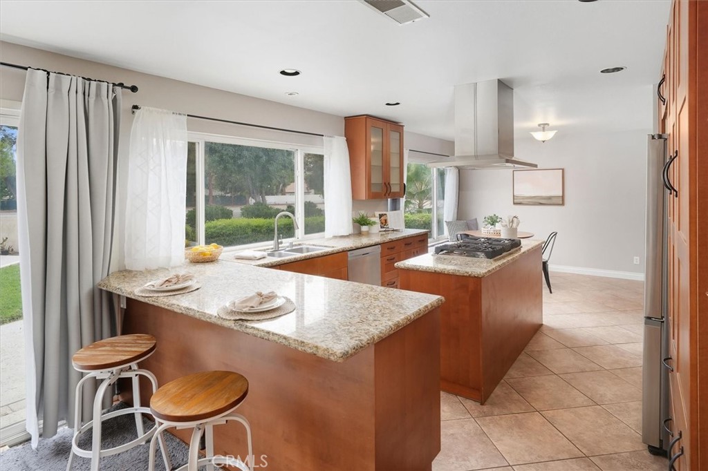 MLS #SR25241261 image #11