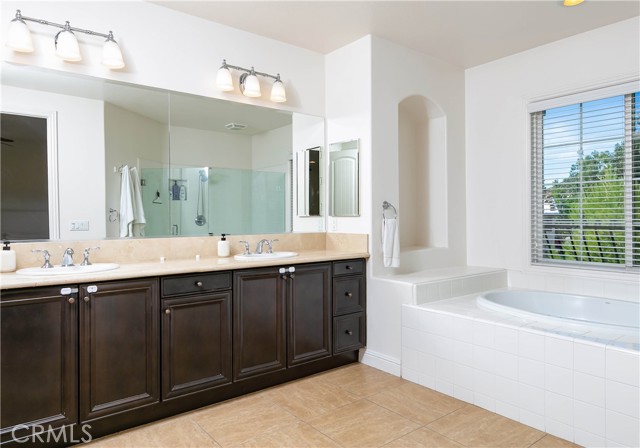 MLS #SR25241294 image #14