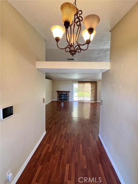 MLS #SR25241356 image #1