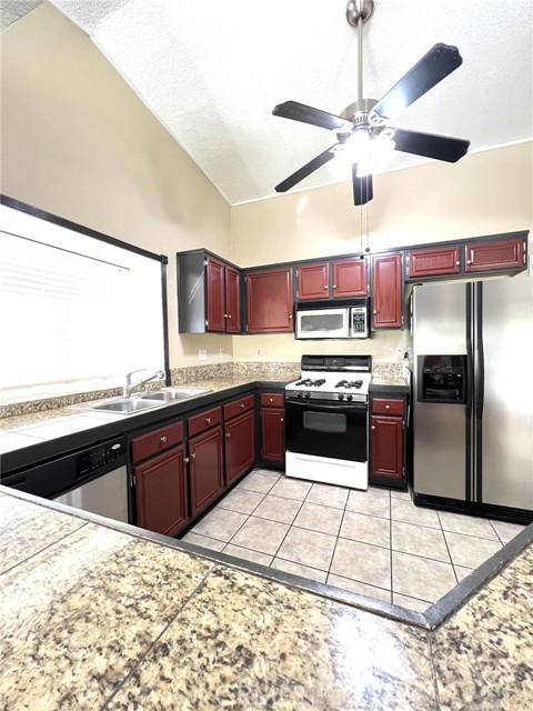 MLS #SR25241356 image #6