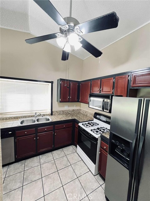 MLS #SR25241356 image #7