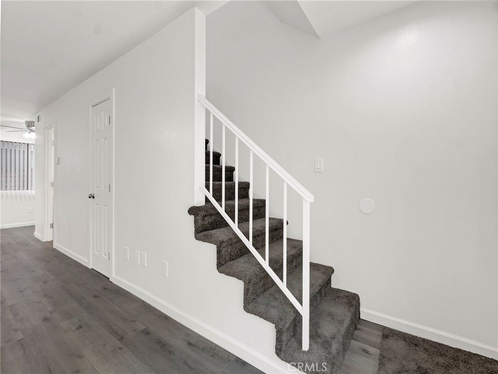 MLS #SR25241393 image #12