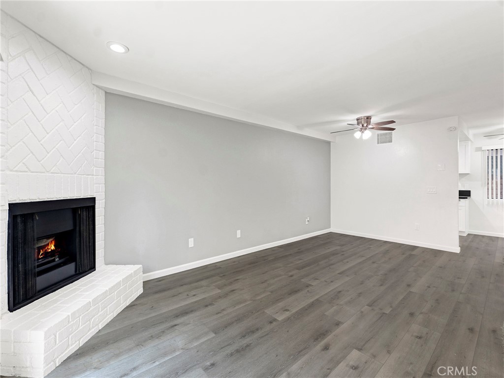 MLS #SR25241393 image #4