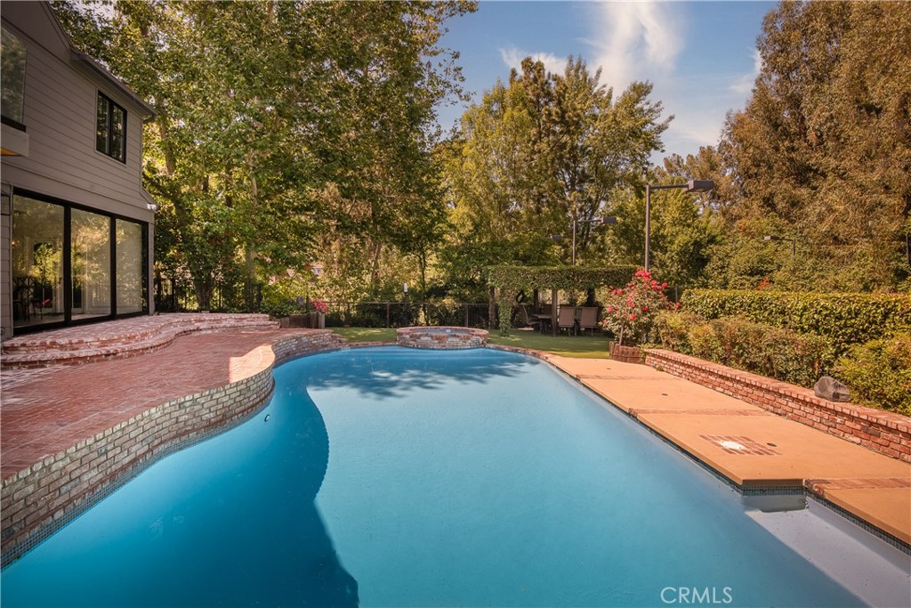 MLS #SR25241505 image #8