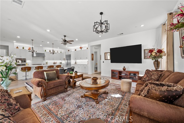 MLS #SR25241741 image #11