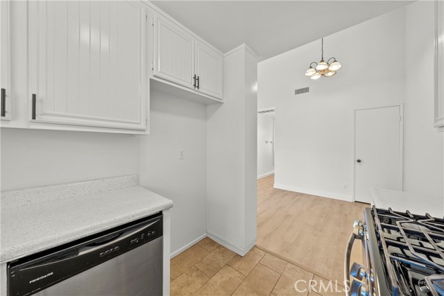 MLS #SR25241866 image #10