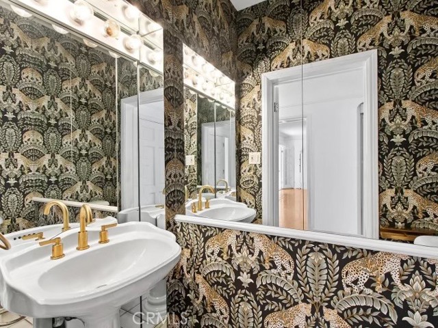 MLS #SR25241970 image #12