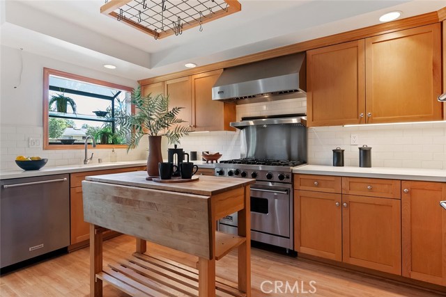 MLS #SR25242440 image #18