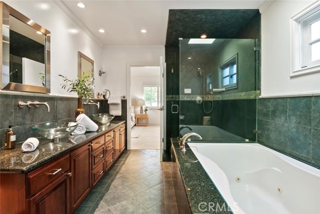 MLS #SR25242440 image #27