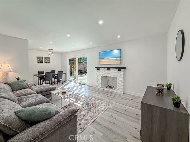 MLS #SR25242498 image #4