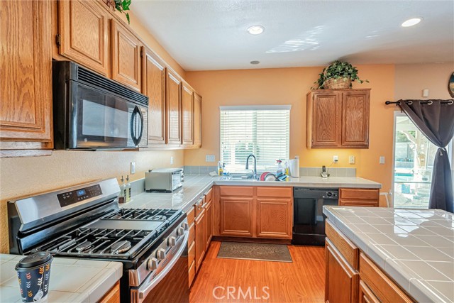 MLS #SR25242559 image #12