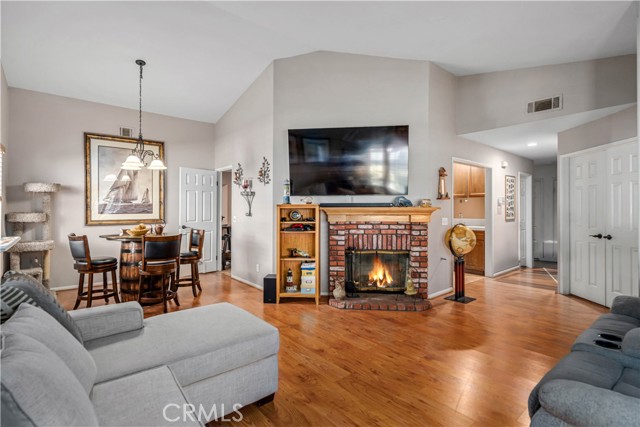 MLS #SR25242918 image #5