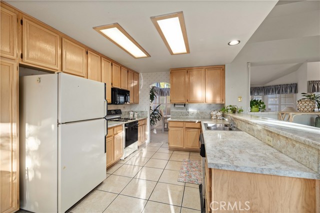 MLS #SR25243028 image #10