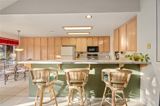 MLS #SR25243028 image #9