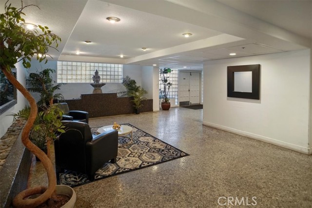 MLS #SR25243108 image #1