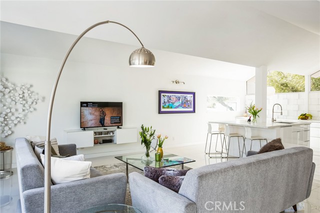 MLS #SR25243112 image #6