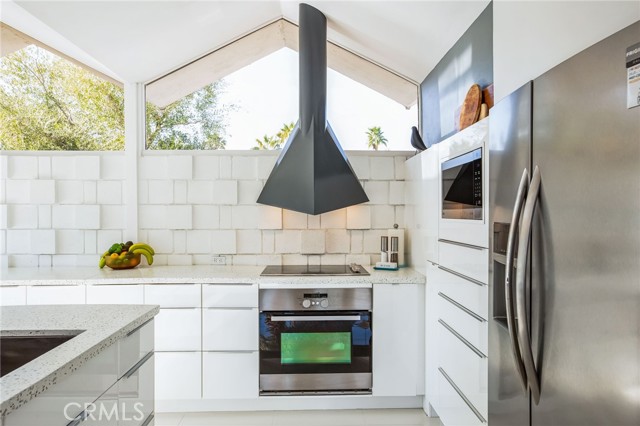 MLS #SR25243112 image #9