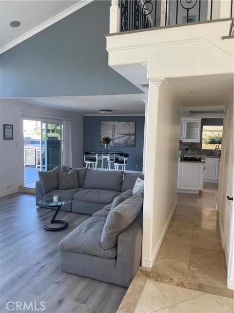 MLS #SR25243118 image #8