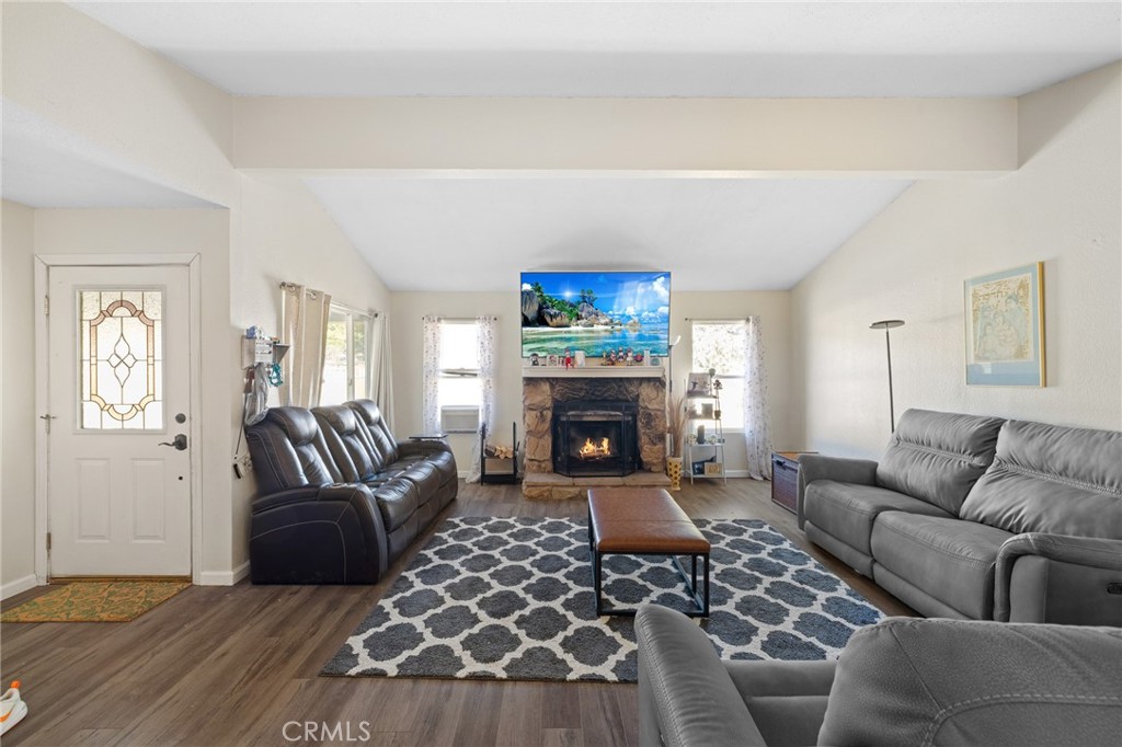 MLS #SR25243129 image #1