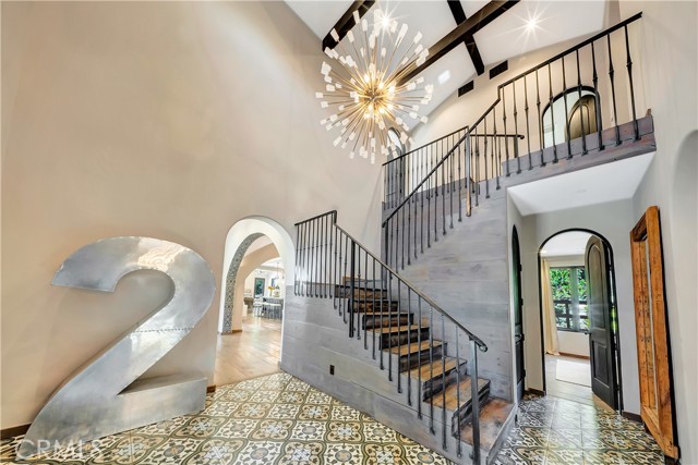 MLS #SR25243218 image #1