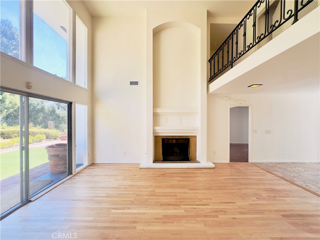 MLS #SR25243225 image #12