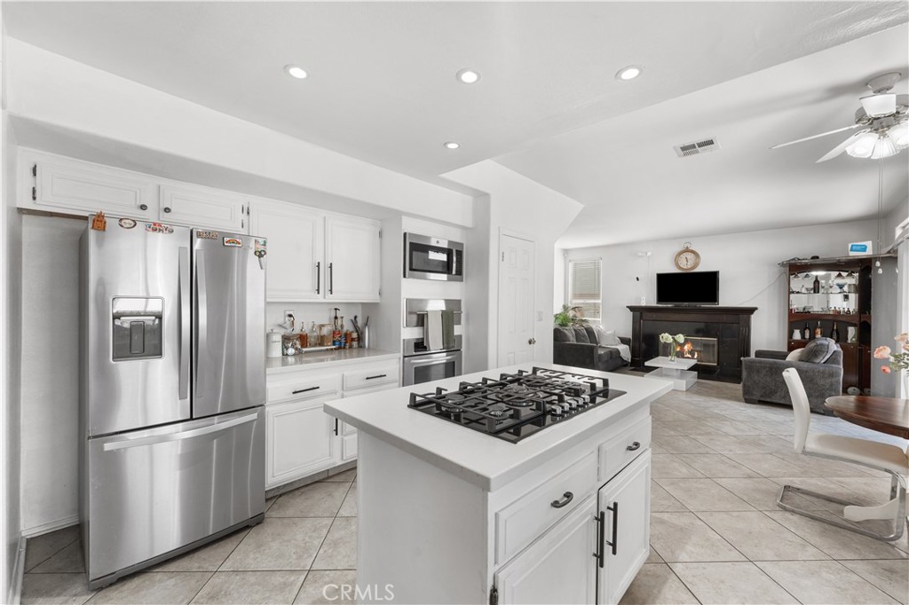 MLS #SR25243416 image #12