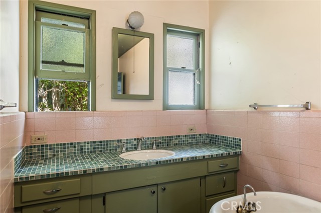 MLS #SR25233359 image #16