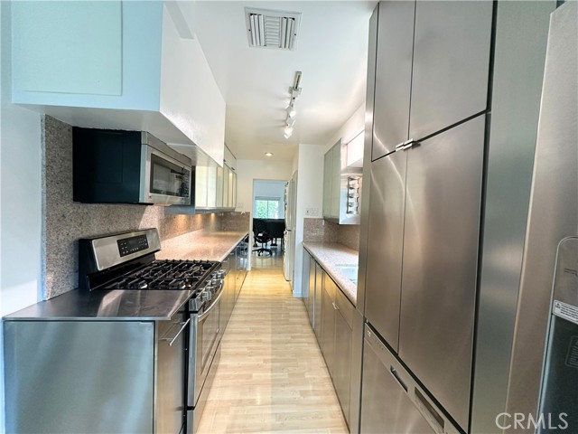 MLS #SR25243594 image #13