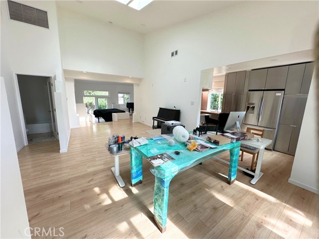 MLS #SR25243594 image #5