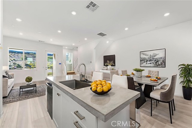 MLS #SR25243634 image #13