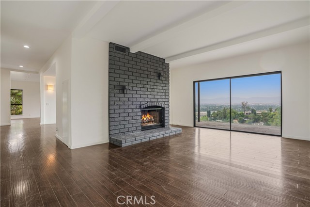 MLS #SR25243820 image #8