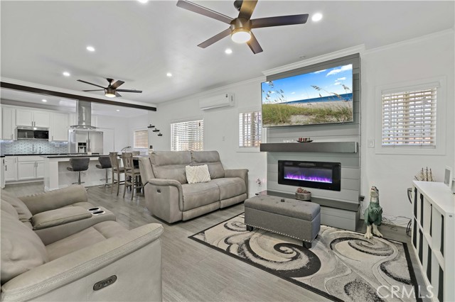 MLS #SR25243834 image #2