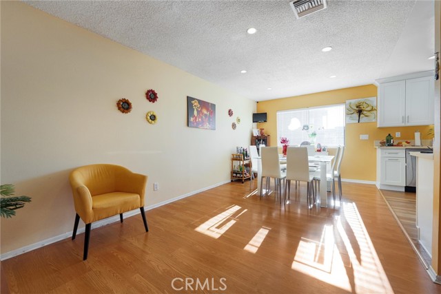 MLS #SR25243866 image #4