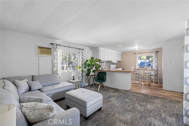 MLS #SR25243877 image #4