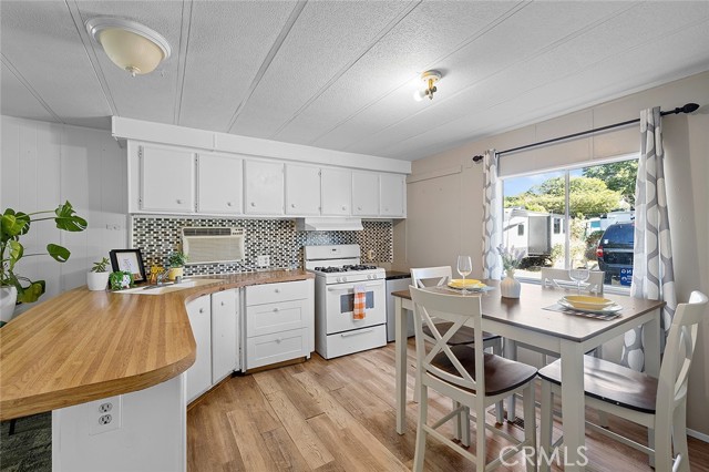 MLS #SR25243877 image #5