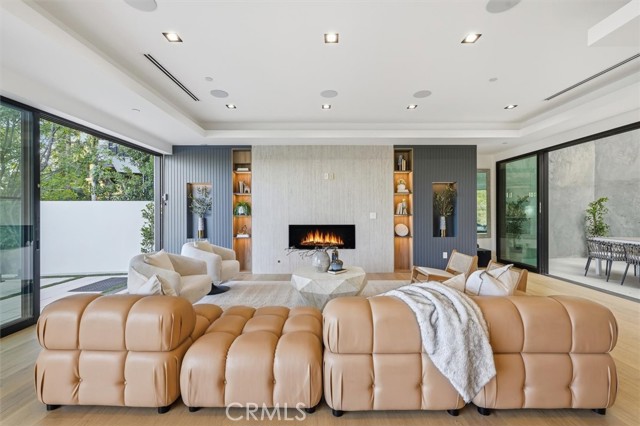 MLS #SR25243896 image #1