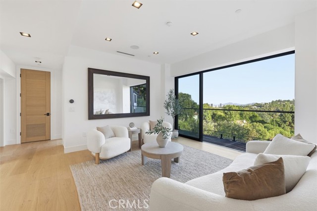 MLS #SR25243896 image #10