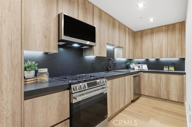 MLS #SR25243896 image #17