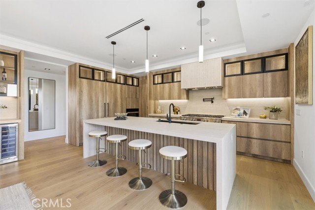 MLS #SR25243896 image #2