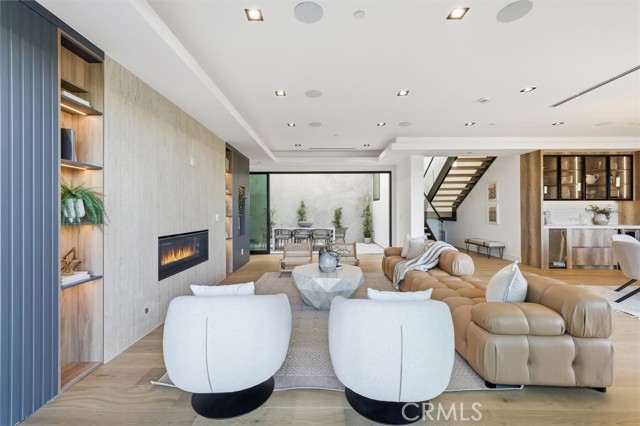 MLS #SR25243896 image #7