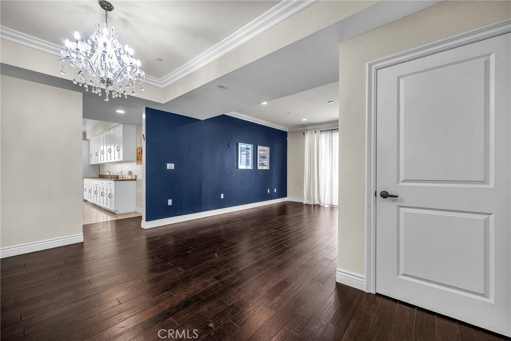 MLS #SR25244093 image #1