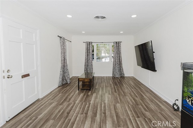 MLS #SR25244098 image #2