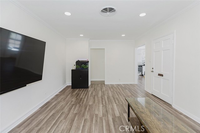 MLS #SR25244098 image #4