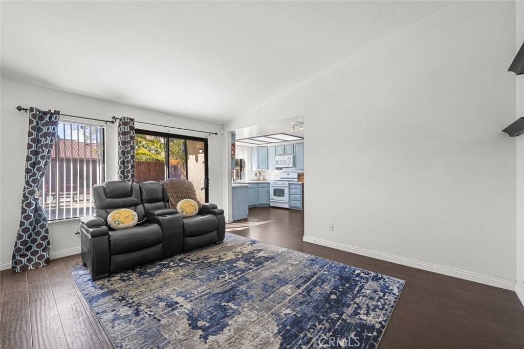 MLS #SR25244551 image #7