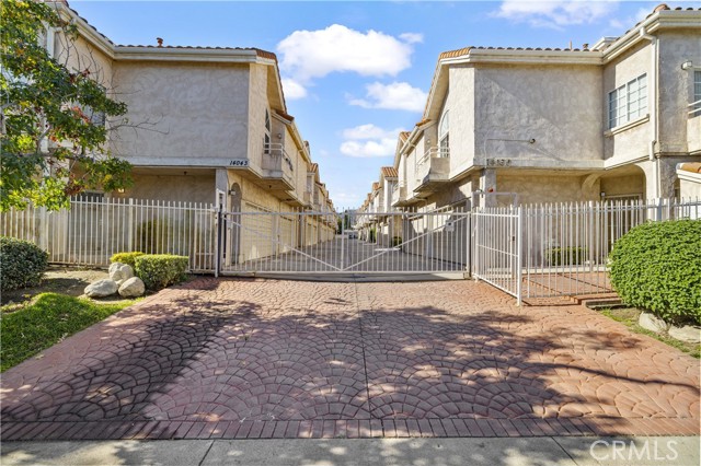 MLS #SR25244592 image #2