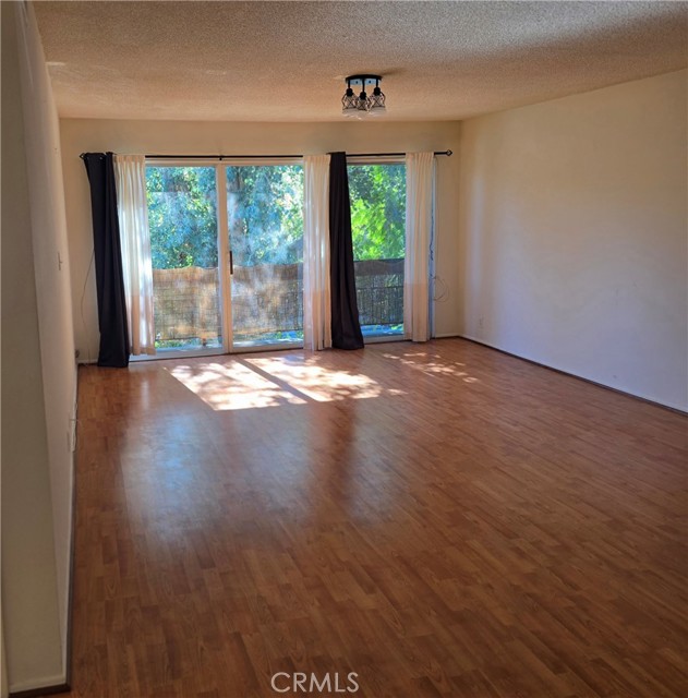 MLS #SR25244748 image #3