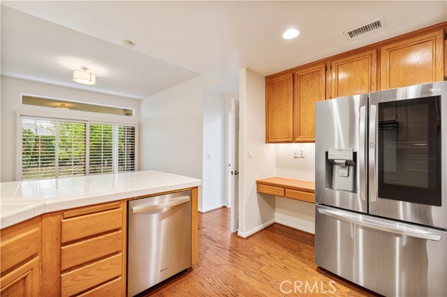 MLS #SR25244930 image #10