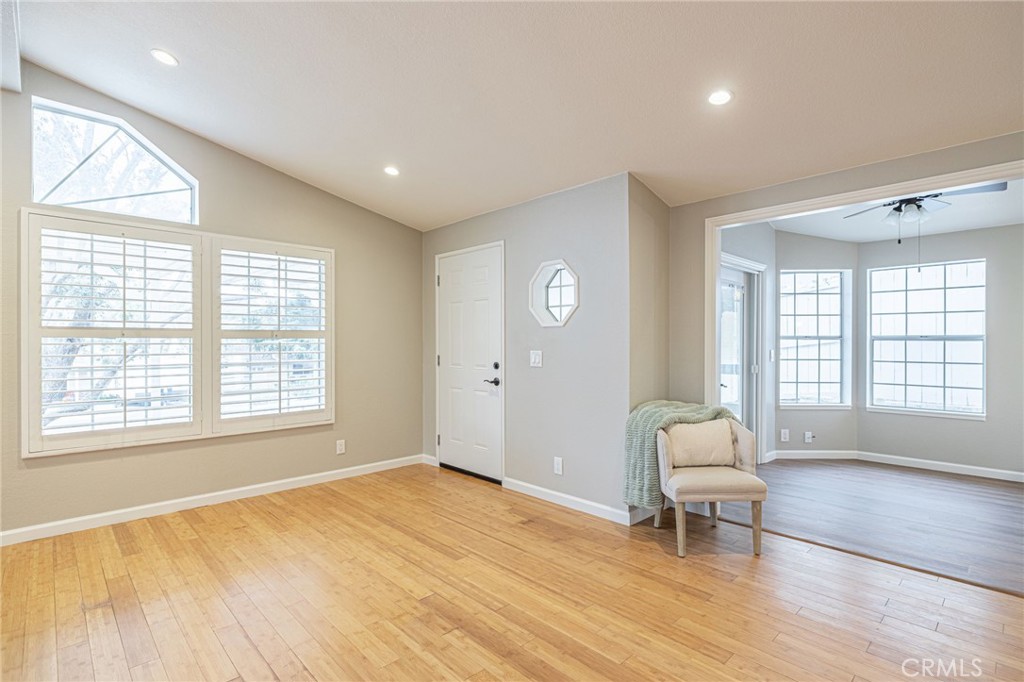 MLS #SR25244988 image #5