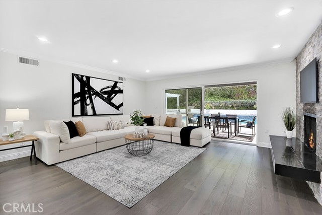 MLS #SR25245065 image #5